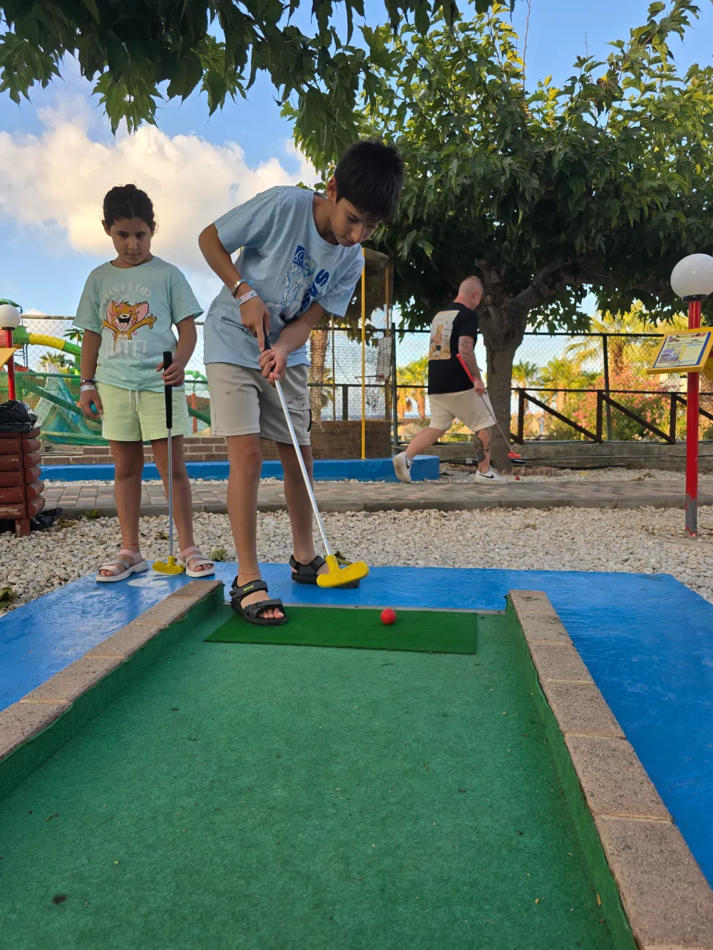 מיני גולף לילדים במלון star beach בכרתים – חופשה משפחתית מלאה חוויות